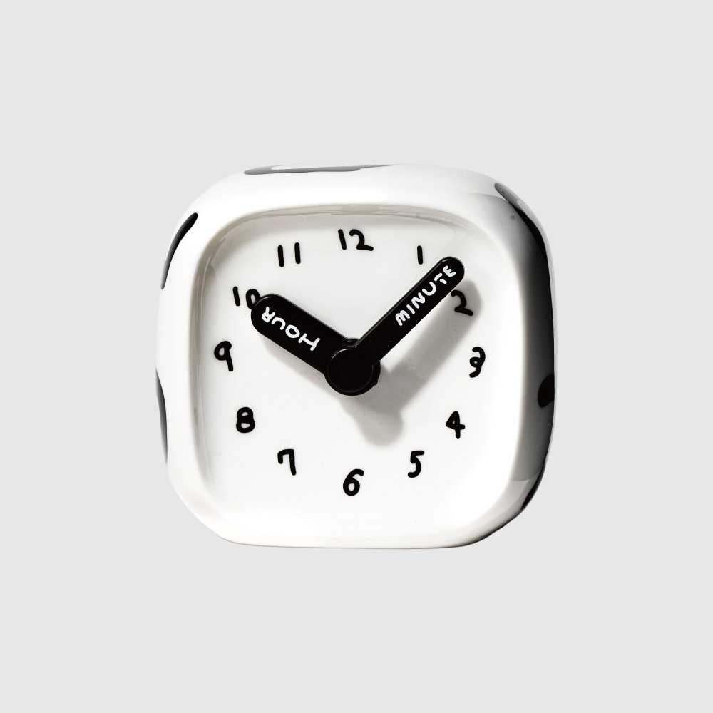 Bmix Studio INAP EDITION CUBE CLOCK 01のイメージ写真01