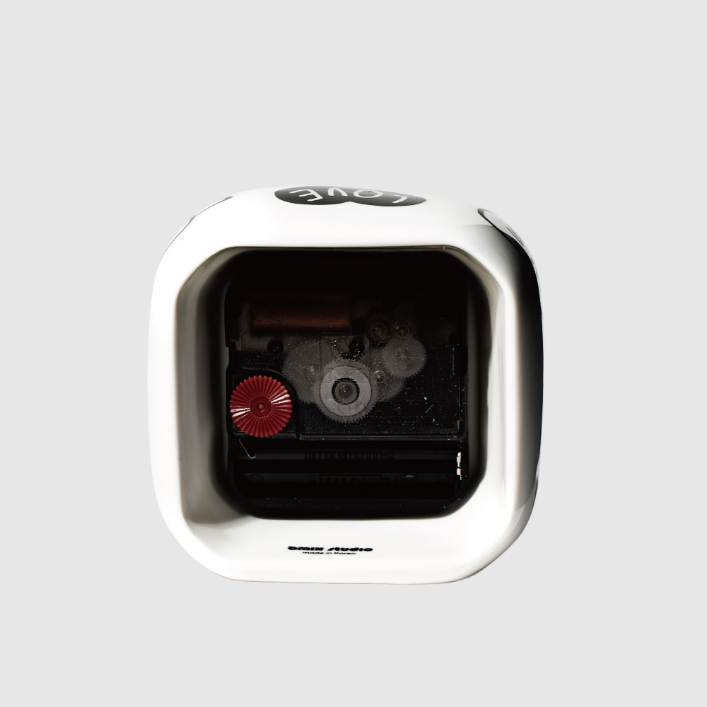 Bmix Studio INAP EDITION CUBE CLOCKのイメージ写真06