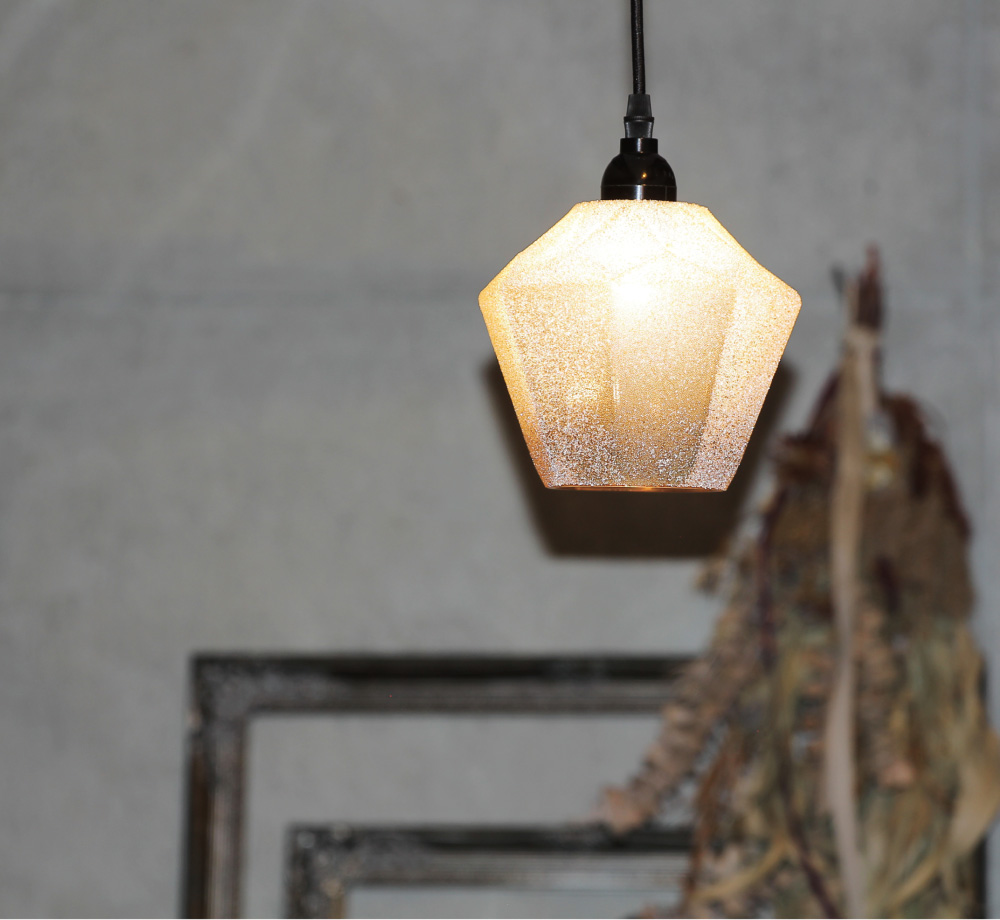 Mevis Lamp（メヴィス ランプ）のイメージ写真01
