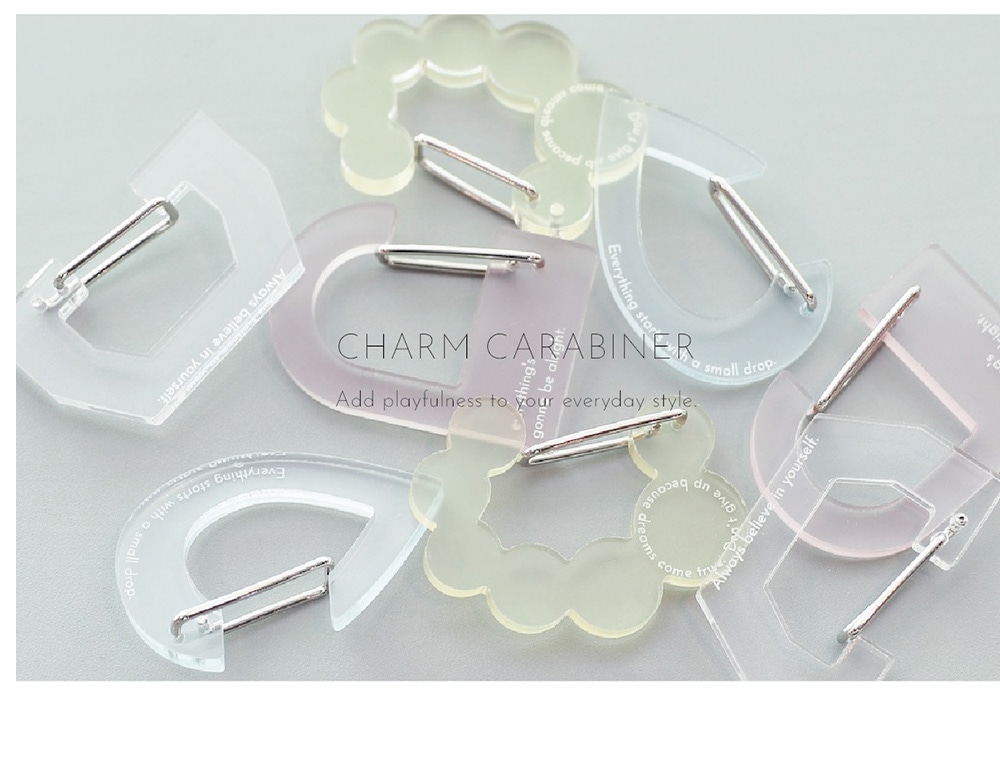 CHARM CARABINER（チャーム カラビナ）のイメージ写真01