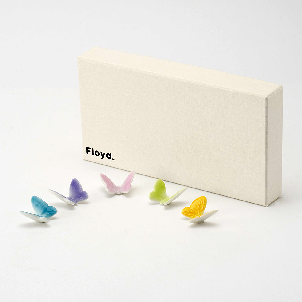 蝶が食卓を華やかに彩る磁器製の Butterfly 箸置き 5pcs