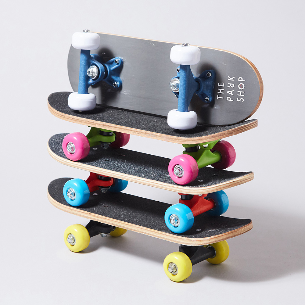 コンパクトでインテリアにもなるスケボー PARKBOY SKATEBOARD（パークボーイ スケートボード）