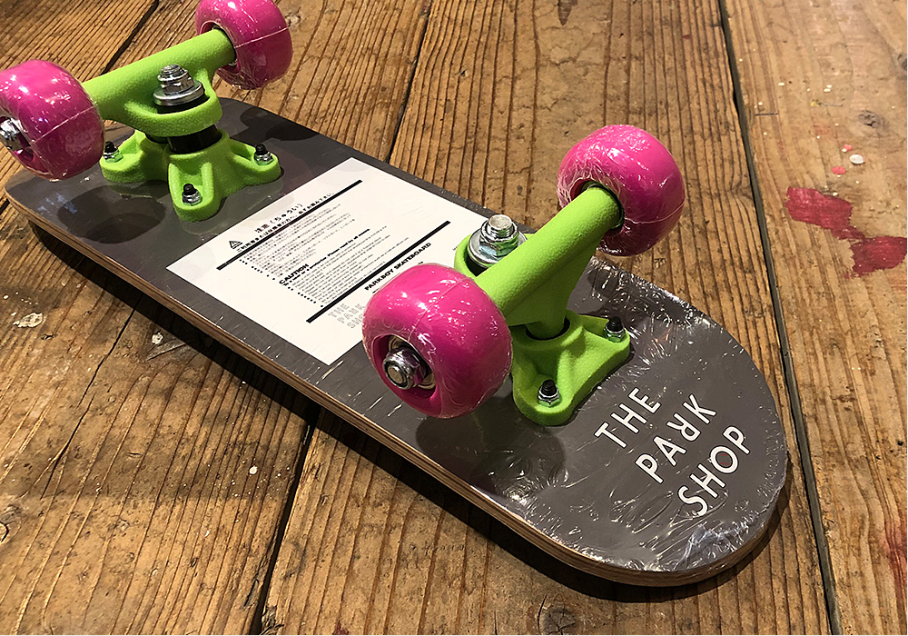 コンパクトでインテリアにもなるスケボー PARKBOY SKATEBOARD（パーク