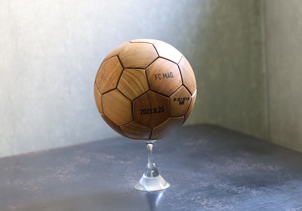 TEAK SOCCER BALLのイメージ写真01