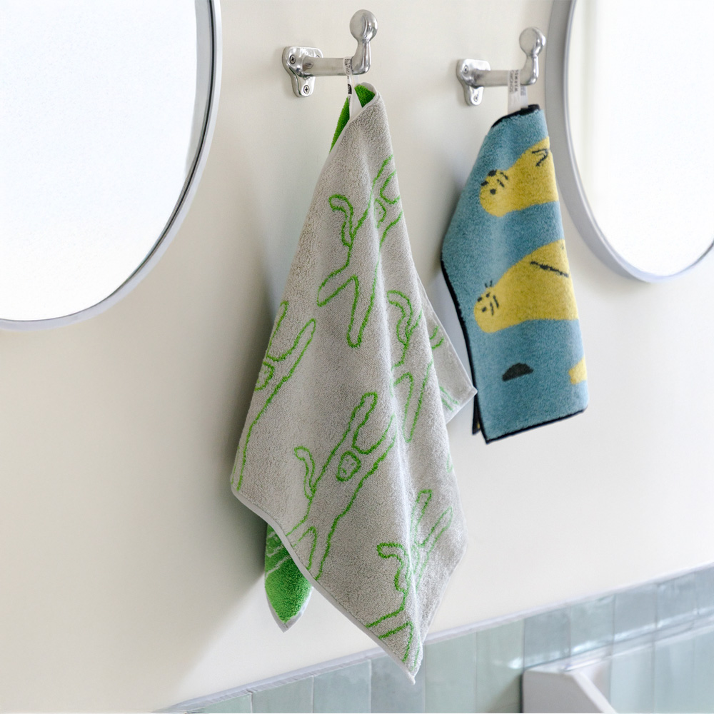 WARMGREY TAIL の FACE TOWEL（フェイスタオル）