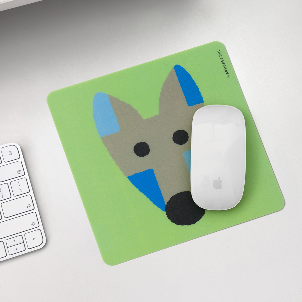 WARMGREY TAIL GREY FOX MOUSE PADのイメージ写真01