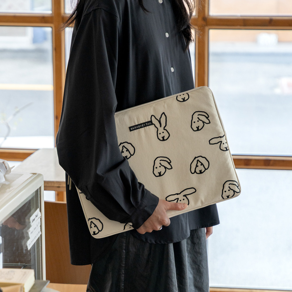 LAPTOP / TABLET NYLON POUCH（ラップトップ タブレット ナイロン ポーチ）のイメージ写真01