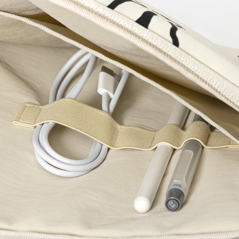 LAPTOP / TABLET NYLON POUCH（ラップトップ タブレット ナイロン ポーチ）のイメージ写真05