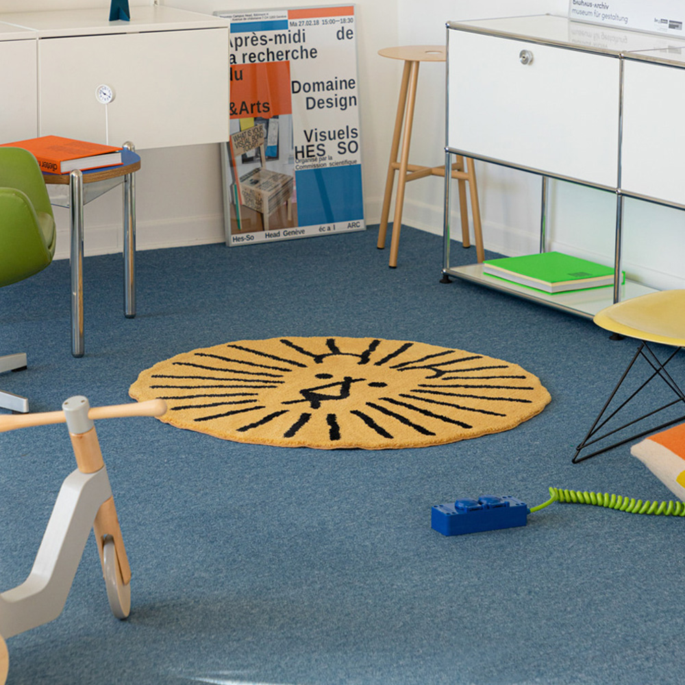 WARMGREY LION RUG(ライオンラグ)のイメージ写真03