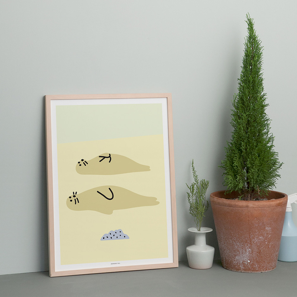 WARMGREY TAIL POSTERのイメージ写真06