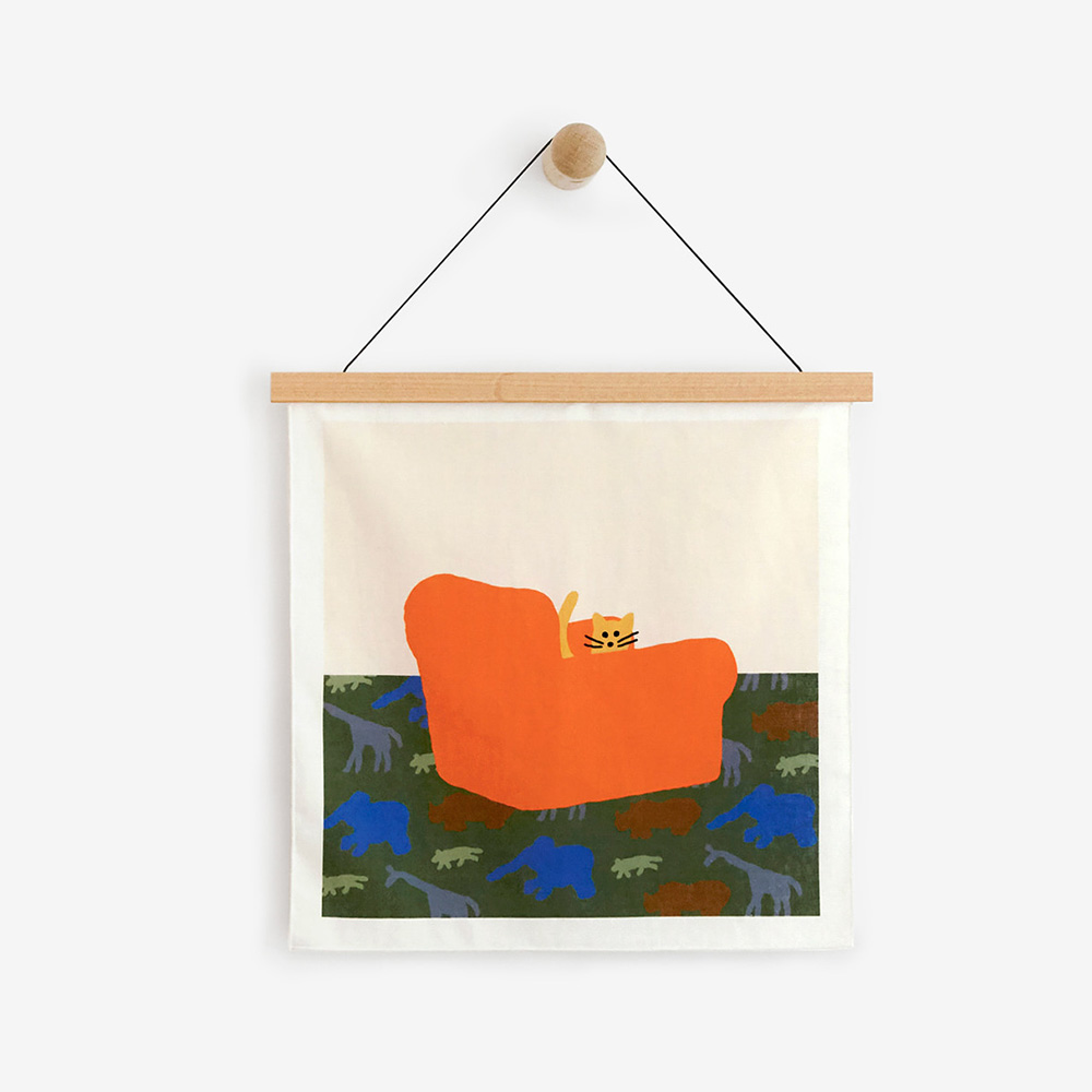WARMGREY TAILのSMALL FABRIC ARMCHAIR