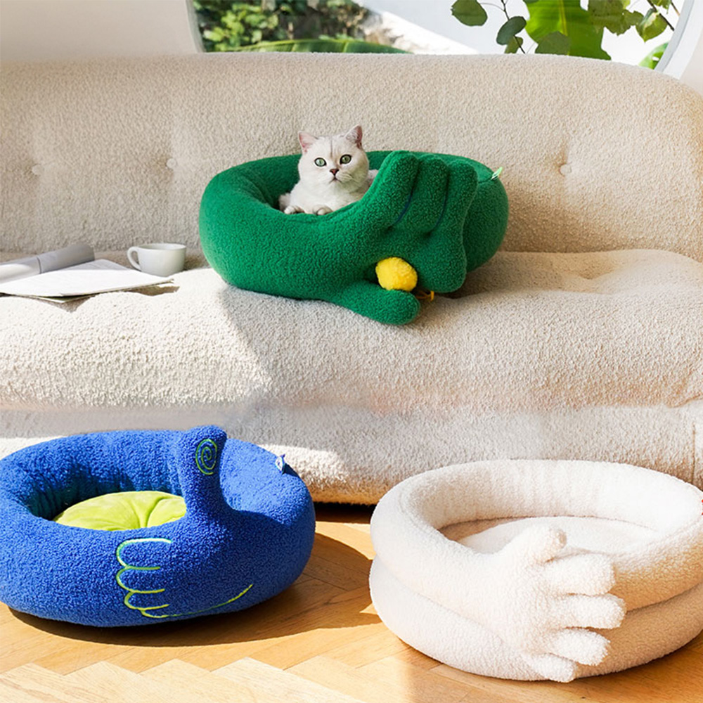 ユニークなジェスチャーデザインのふわふわ猫用ベッド FINGERS PET BEDS